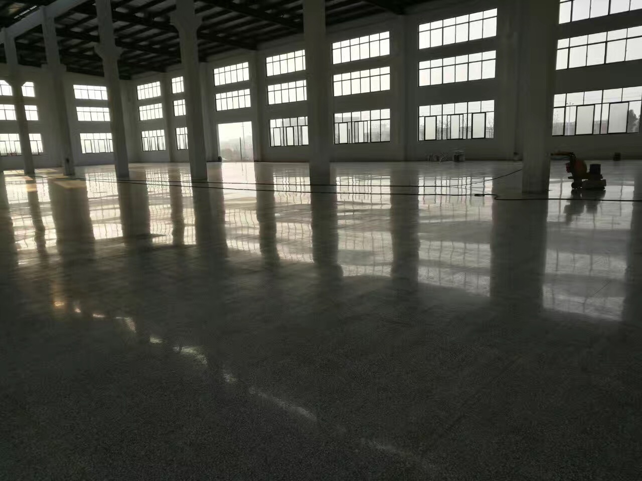 混凝土密封固化劑地坪能起到什么作用？